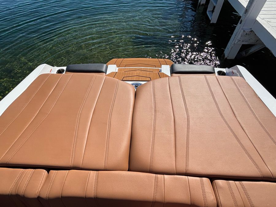 2026 Malibu 21LX, photo 5 of 30
