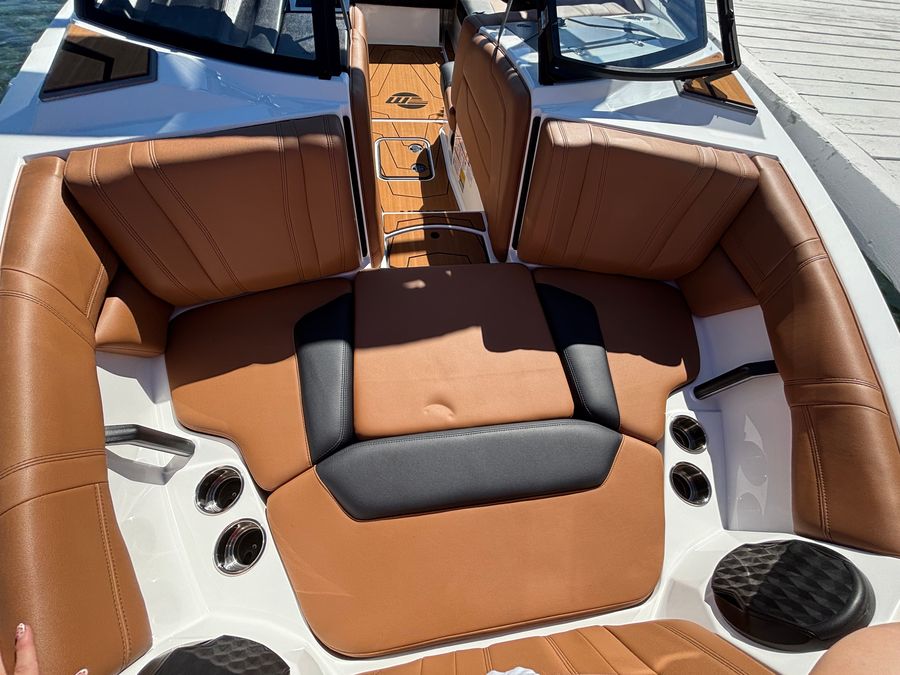 2026 Malibu 21LX, photo 17 of 30