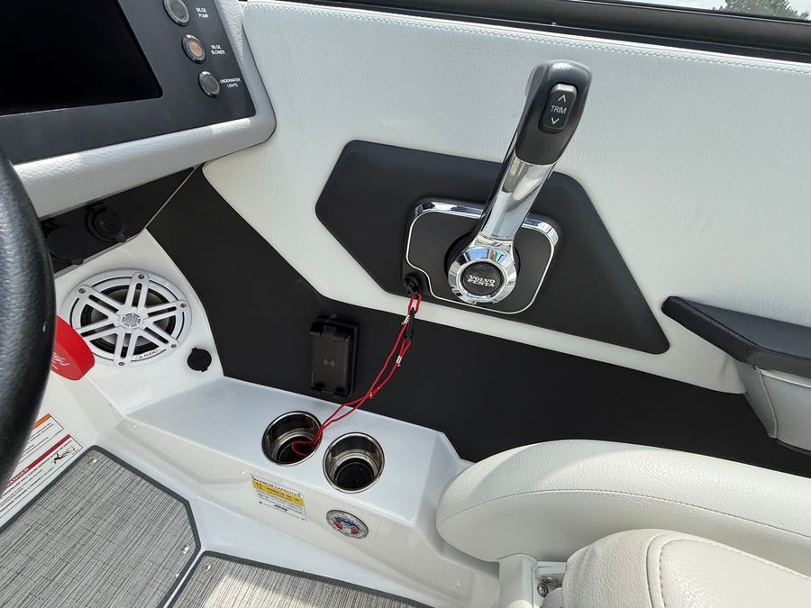 2024 Cobalt CS22-New, photo 24 of 30
