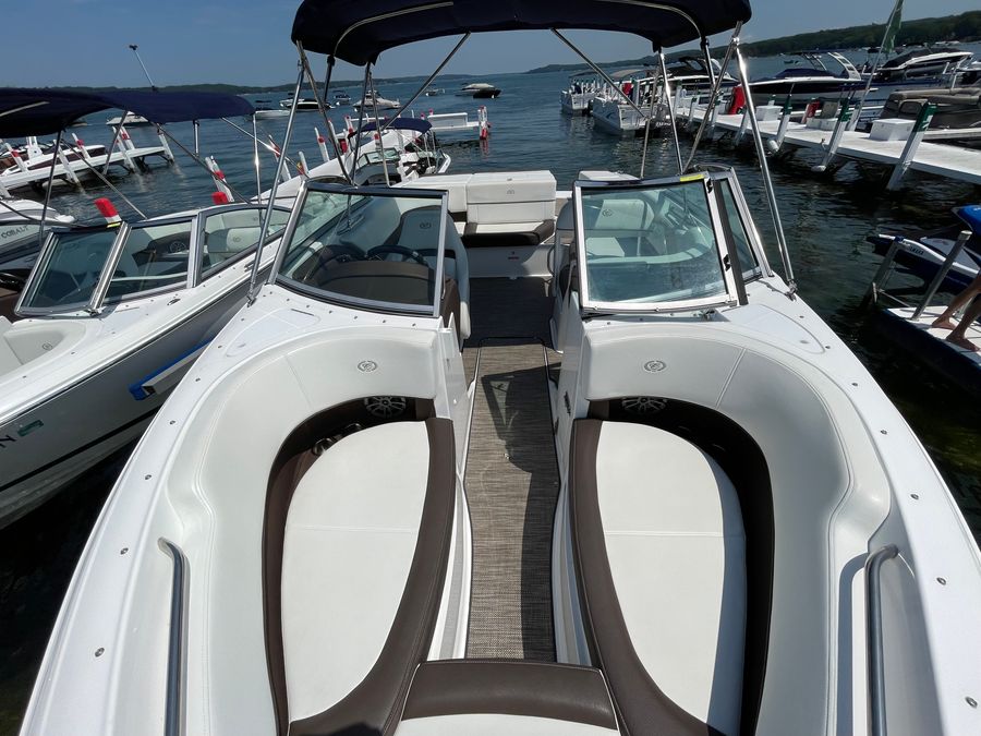 2024 Cobalt 220S, photo 13 of 14