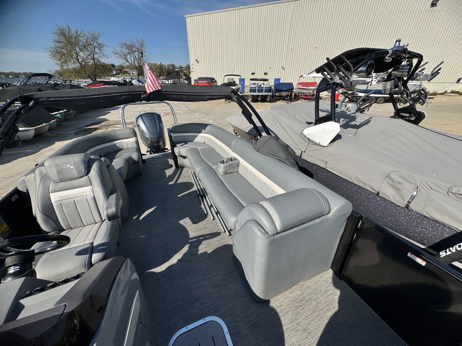 2022 Bennington 24LXSRC, photo 10 of 14