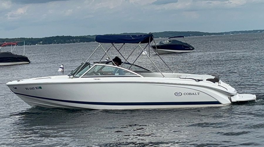 2024 Cobalt 220S