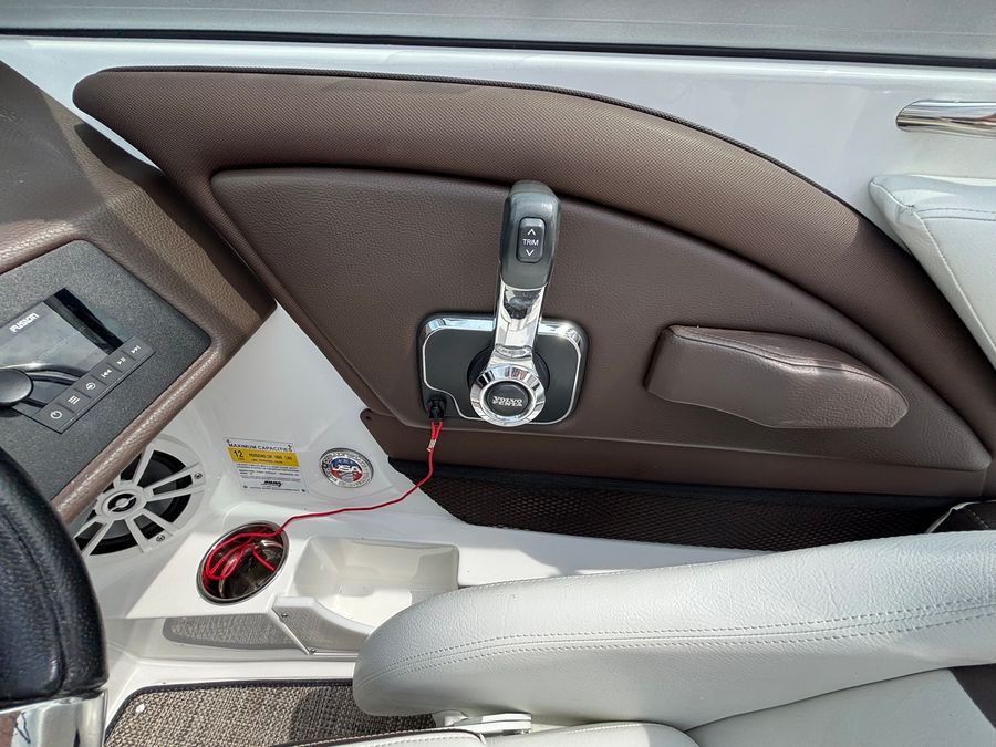 2024 Cobalt 220S, photo 7 of 15