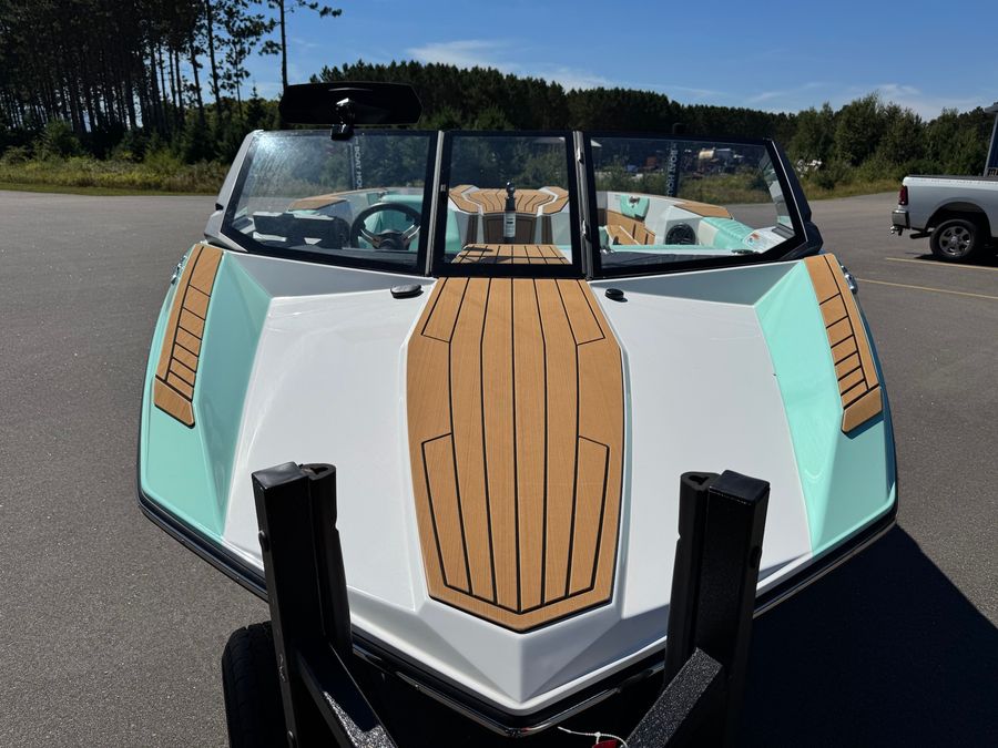 2026 Nautique Ski Closed Bow, photo 5 of 21