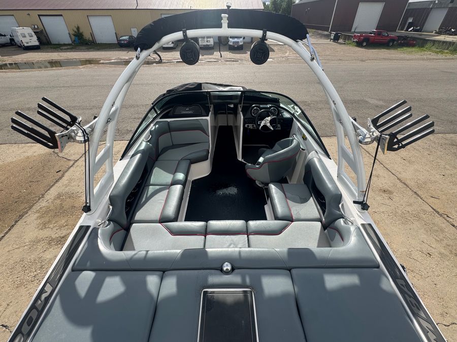 2015 Moomba Mondo, photo 9 of 30