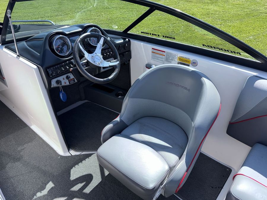 2015 Moomba Mondo, photo 19 of 30