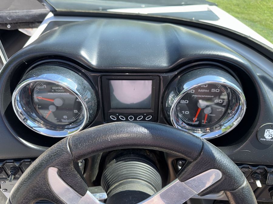 2015 Moomba Mondo, photo 14 of 30
