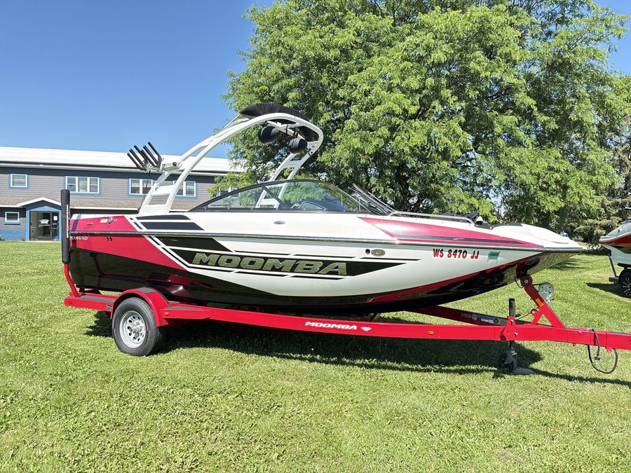 2015 Moomba Mondo