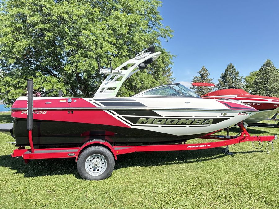 2015 Moomba Mondo, photo 8 of 30