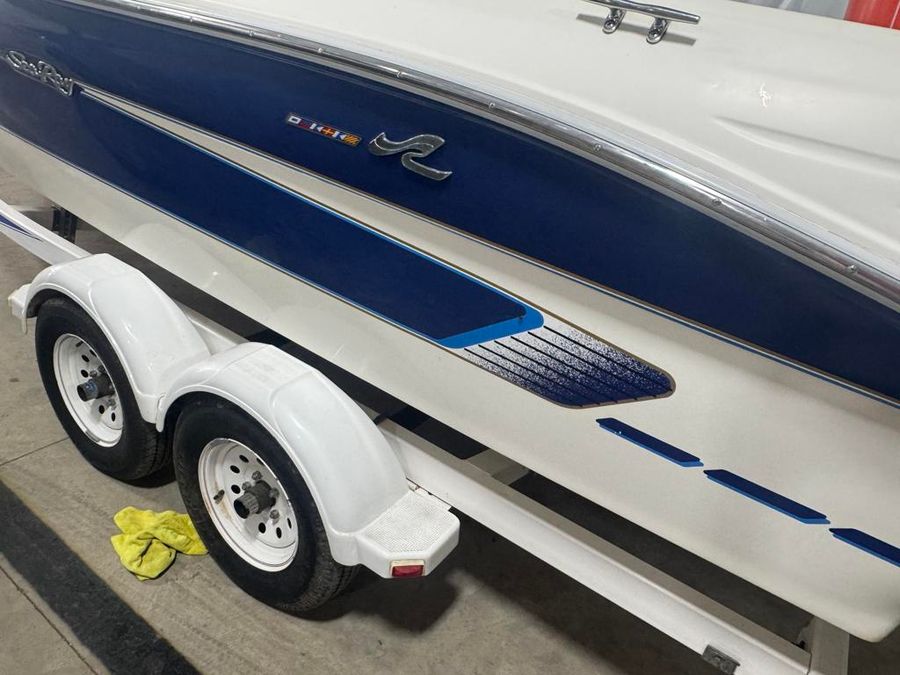 1994 Sea Ray 200 Signature, photo 4 of 8