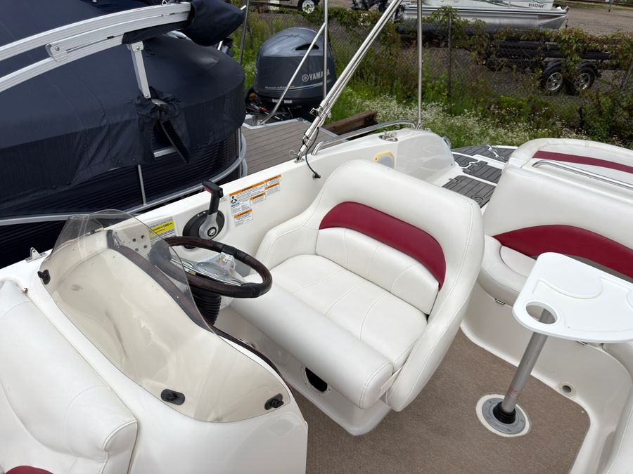 2013 Hurricane SS202IO, photo 9 of 13