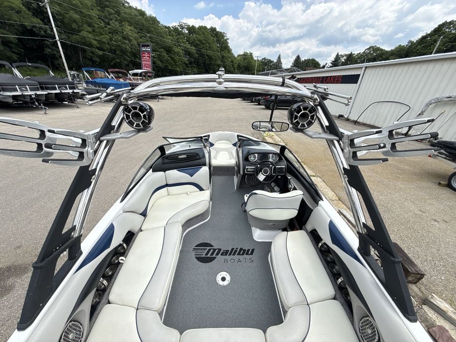2014 Malibu 21VLX, photo 23 of 25
