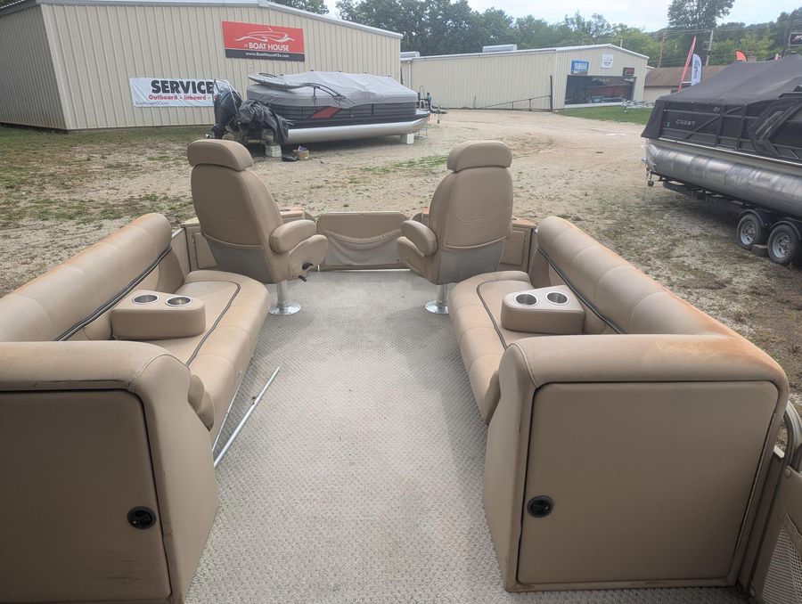 2007 Sanpan D2500, photo 6 of 9