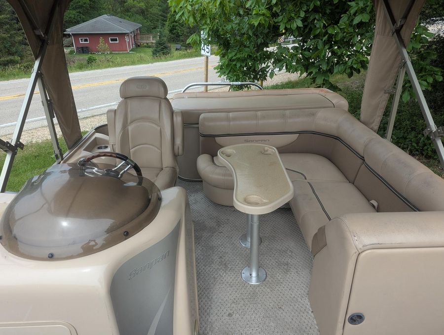 2007 Sanpan D2500, photo 3 of 9