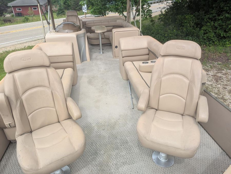 2007 Sanpan D2500, photo 7 of 9