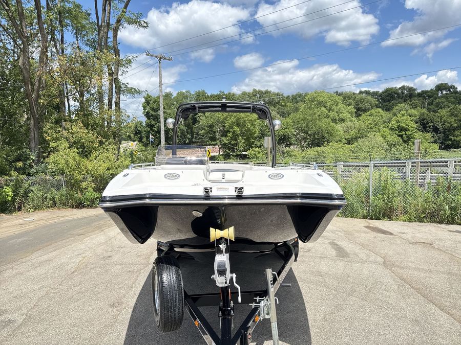2015 Starcraft SCX Surf 211 IO, photo 2 of 29