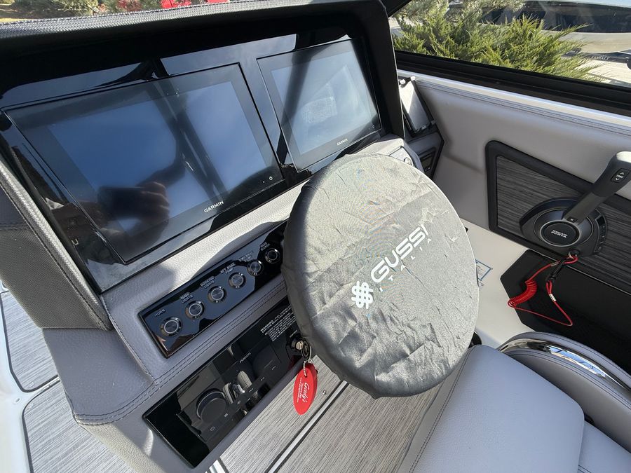 2026 Cobalt R8, photo 8 of 30