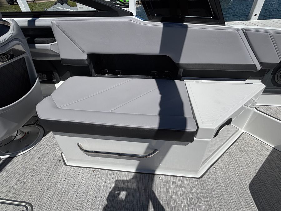 2026 Cobalt R8, photo 26 of 30