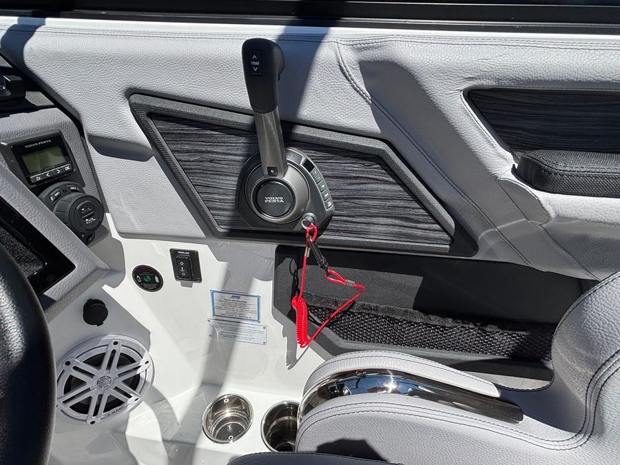 2026 Cobalt R8, photo 28 of 30