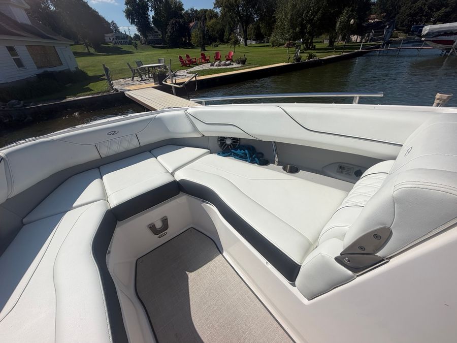2024 Regal LS4 Surf, photo 15 of 17