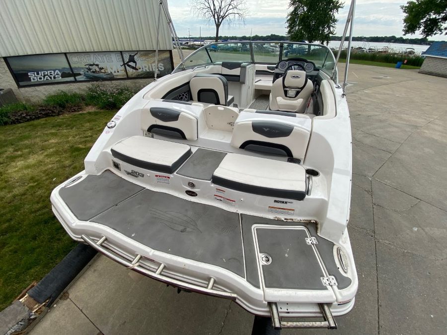 2018 Chaparral Vortex VR203, photo 7 of 22