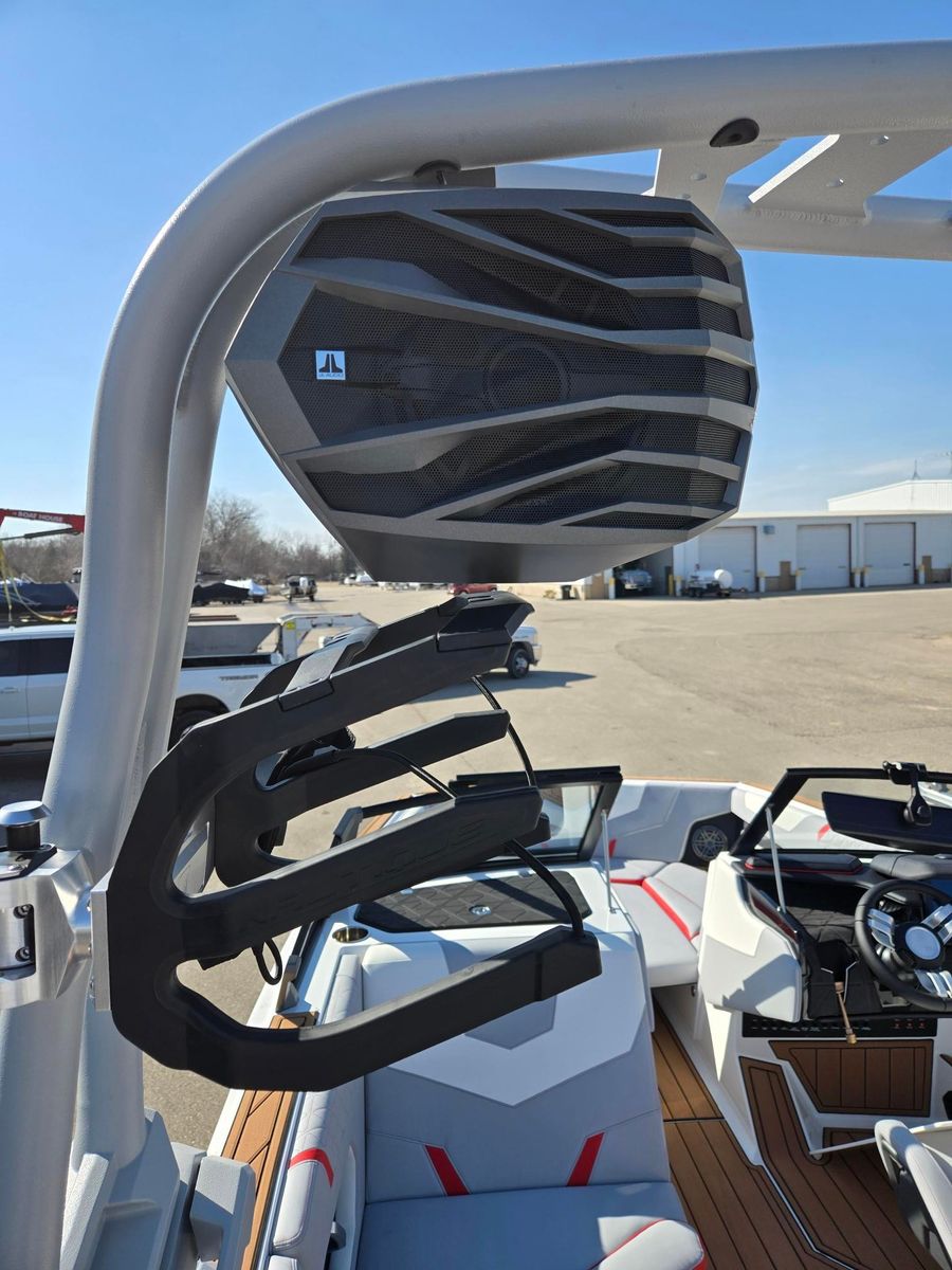 2025 Nautique GS22, photo 24 of 26