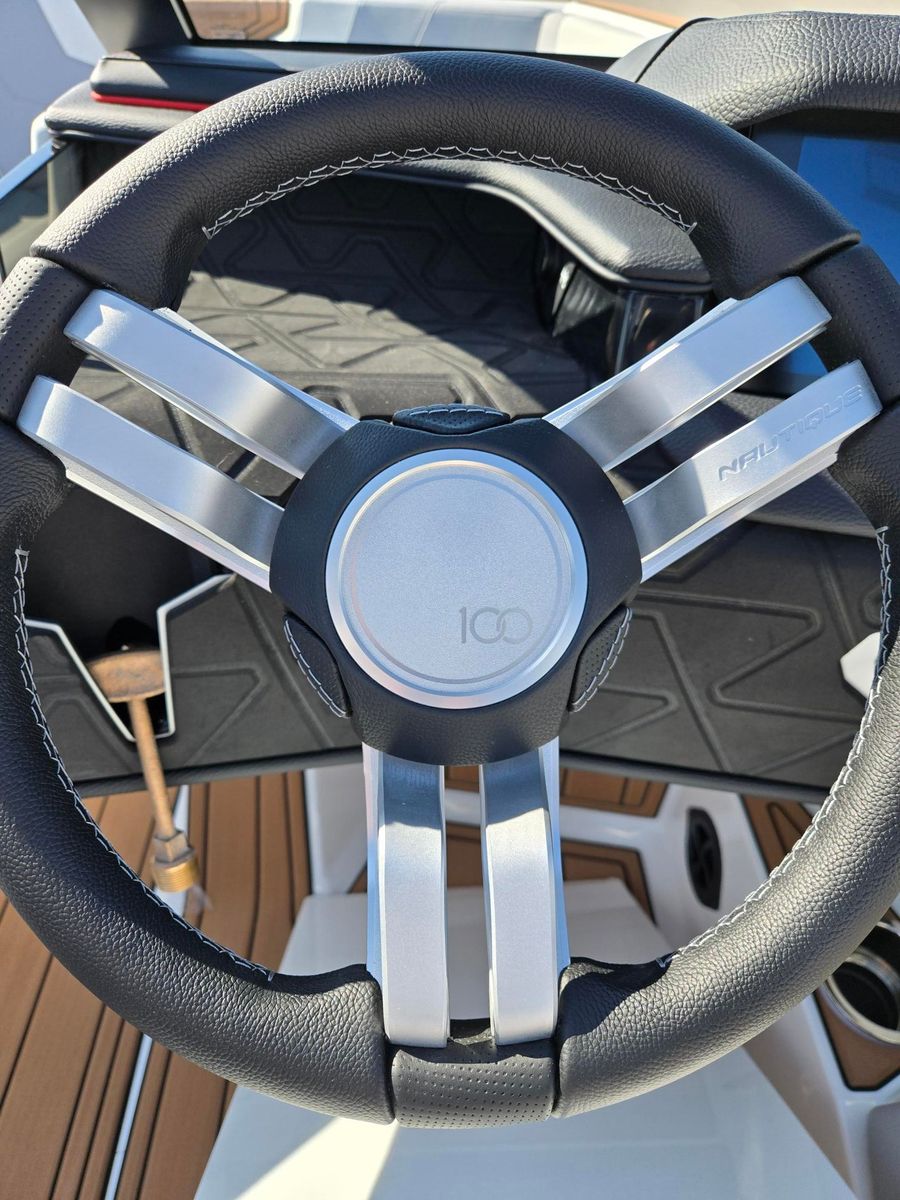 2025 Nautique GS22, photo 23 of 26