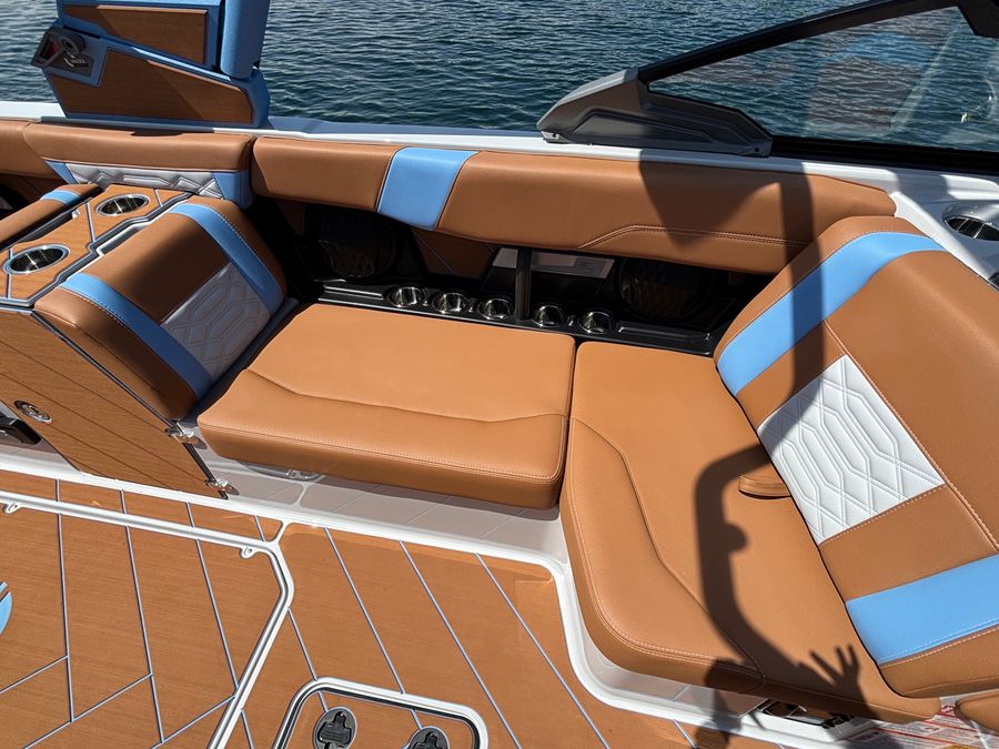 2026 Malibu 26LSV, photo 8 of 13