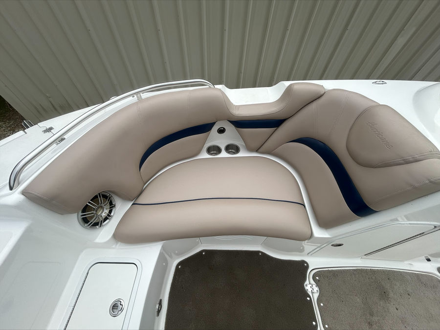 2013 Hurricane SunDeck 2200 DC IO, photo 14 of 14