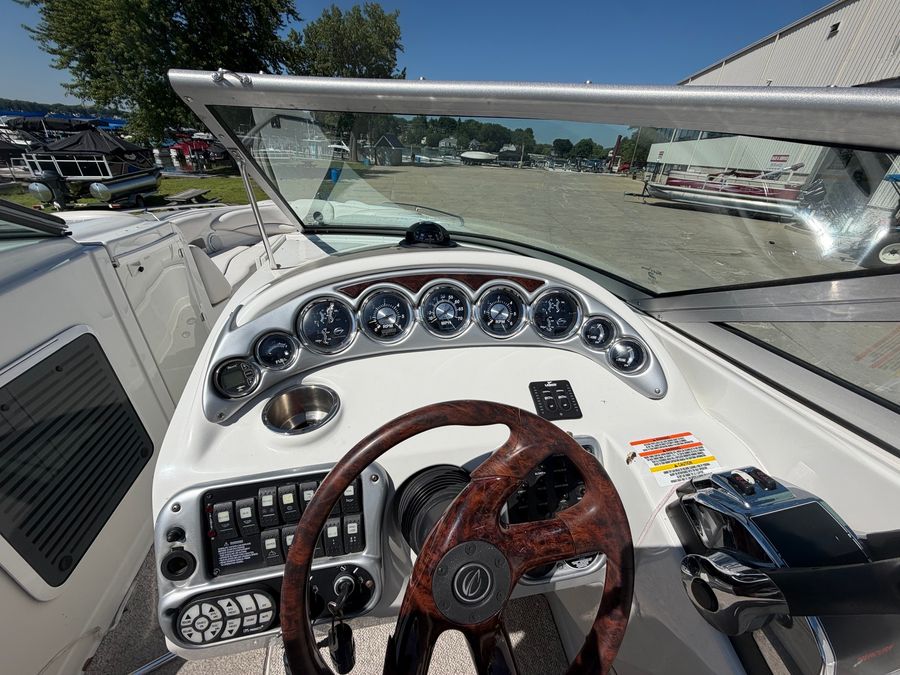 2006 Crownline 320 LS, photo 13 of 27