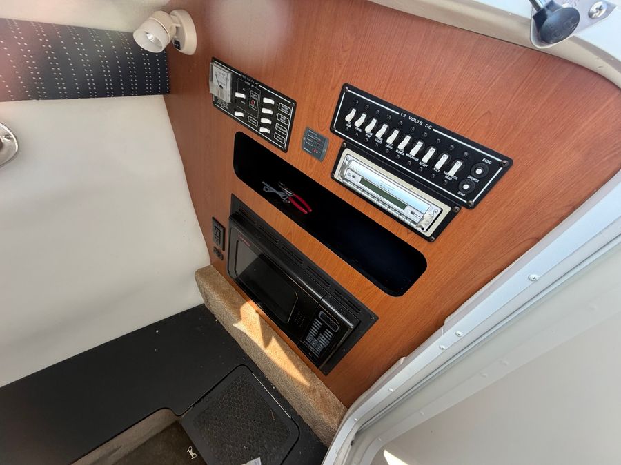 2006 Crownline 320 LS, photo 24 of 27