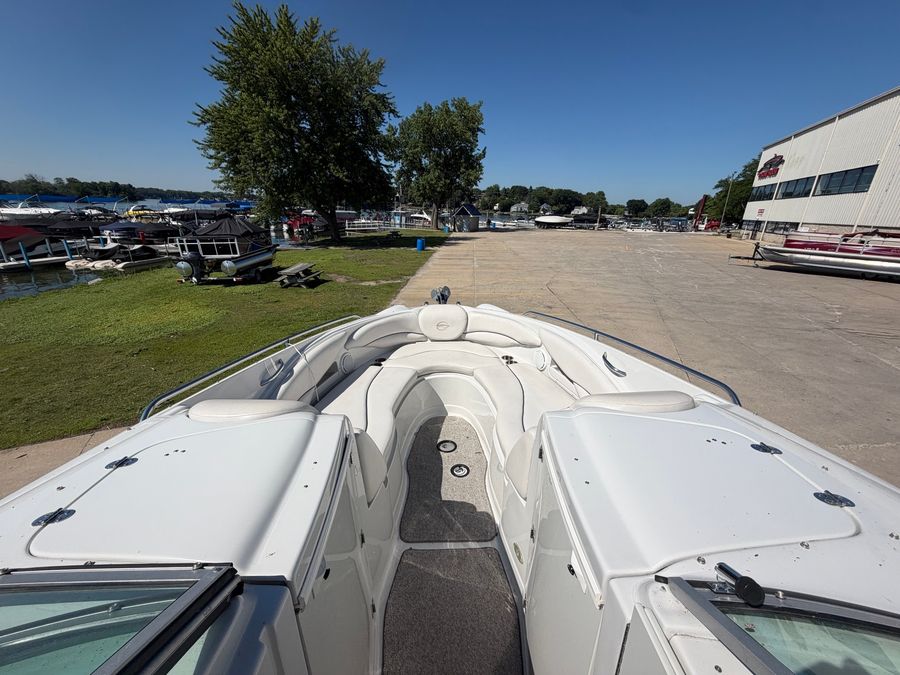 2006 Crownline 320 LS, photo 16 of 27