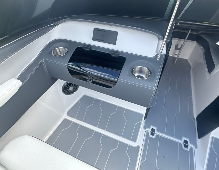 2026 Regal LS4, photo 10 of 14