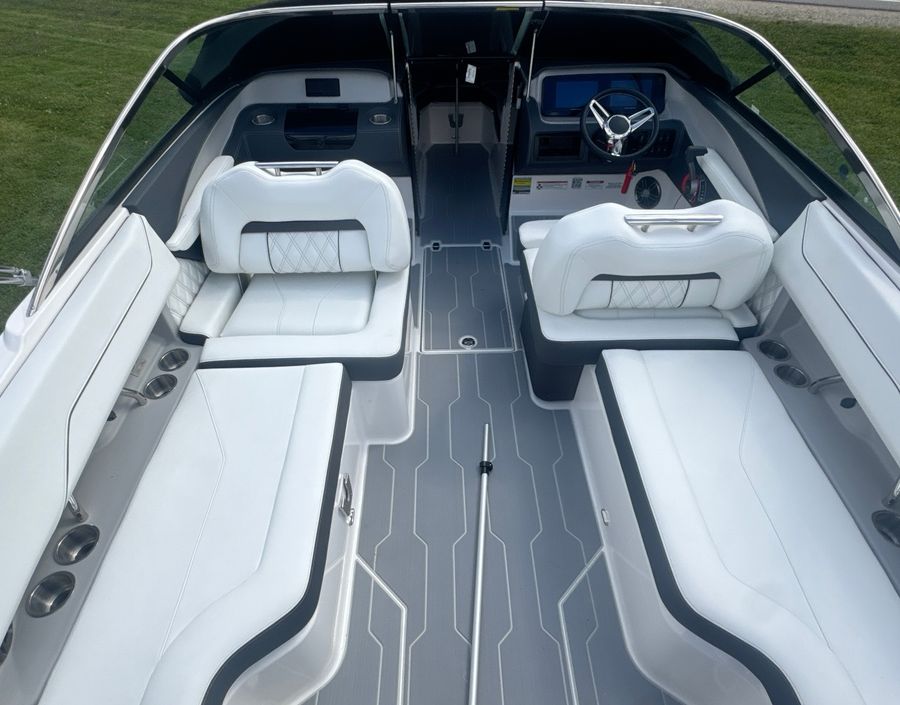 2026 Regal LS4, photo 7 of 14