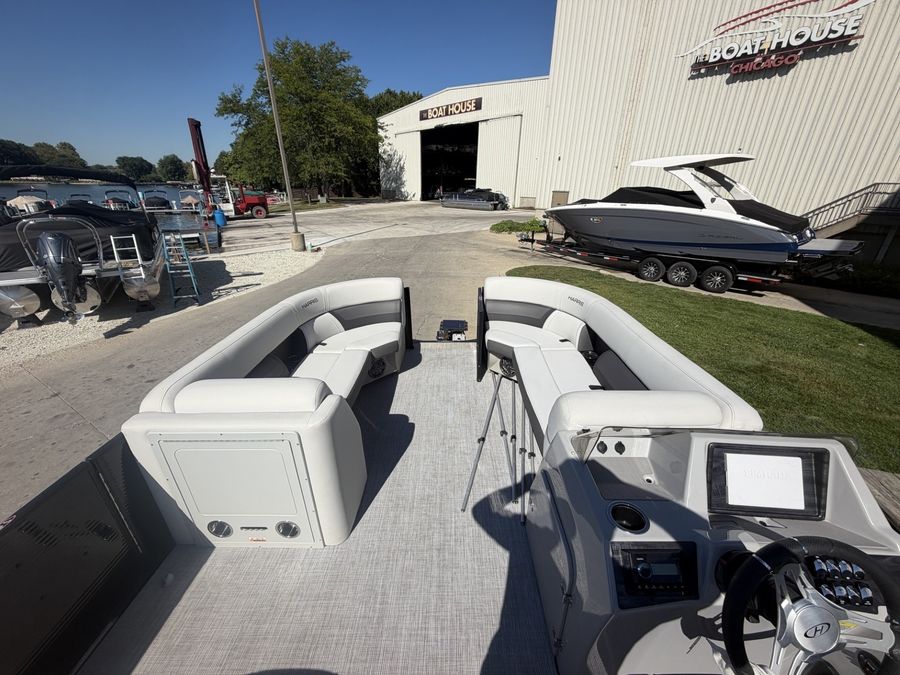 2022 Harris Cruiser 230, photo 9 of 14