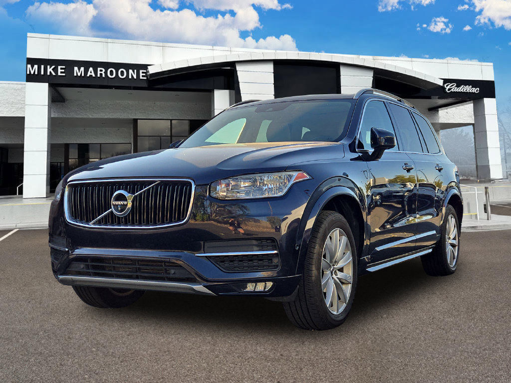 2016 Volvo XC90 Momentum