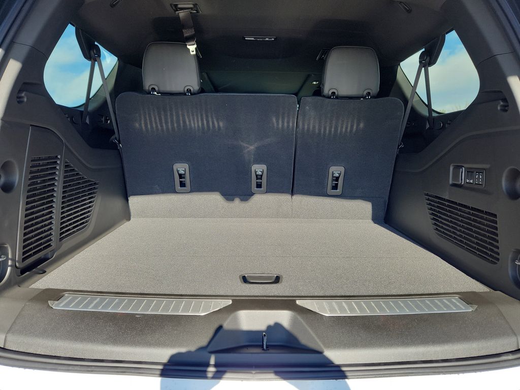 2026 GMC Yukon XL Denali - Photo 20