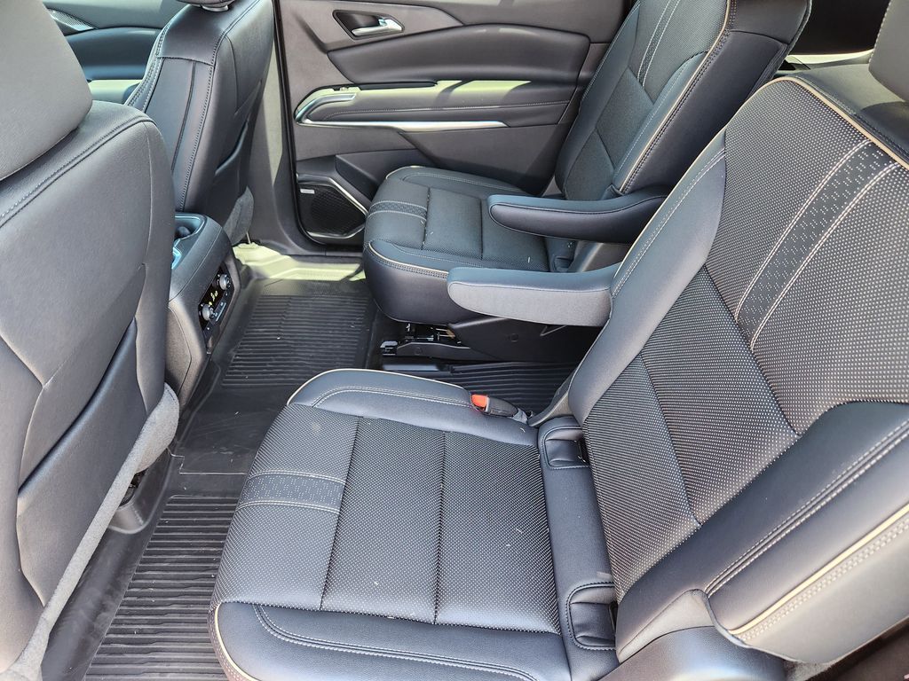 2026 Chevrolet Traverse High Country - Photo 8