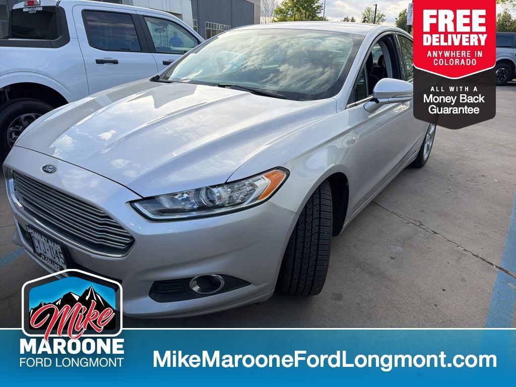 2016 Ford Fusion SE FWD's photo