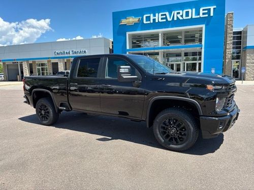 2026 Chevrolet Silverado 2500HD Custom