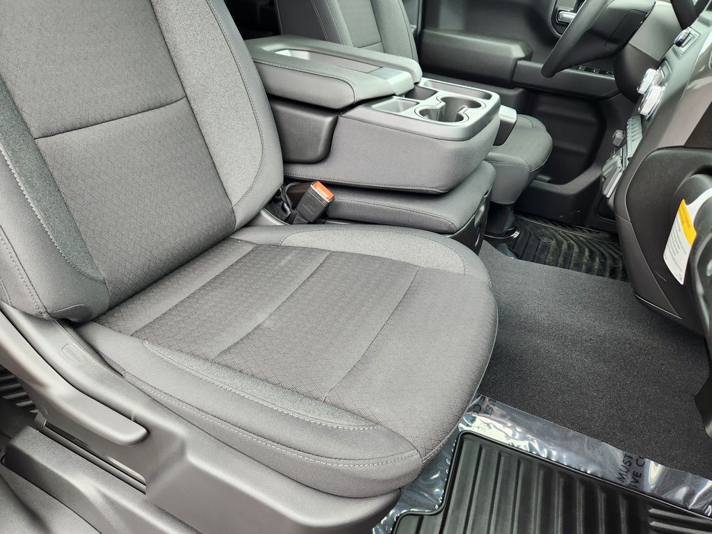 2026 GMC Sierra 2500HD Pro - Photo 15