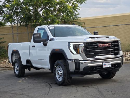 2026 GMC Sierra 2500HD Pro