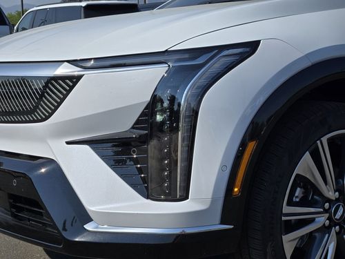 2027 Cadillac OPTIQ Premium Luxury